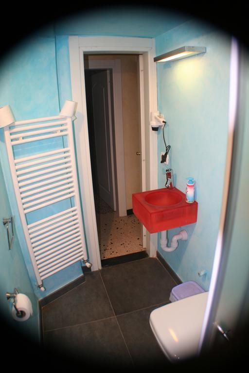 Camera Familiare con Bagno Privato Esterno